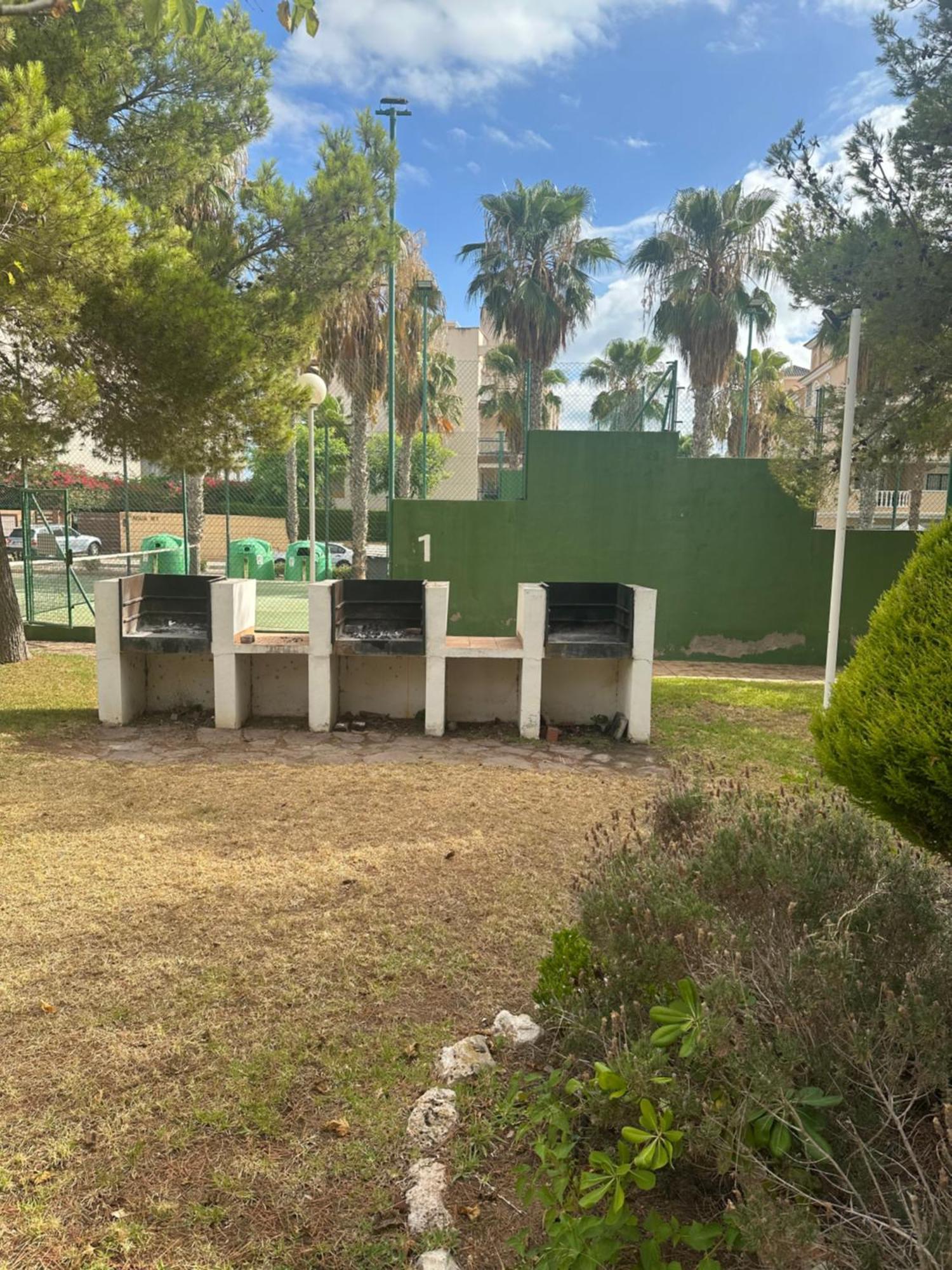 Apartmán Apartamento Con Jardin En Playa Cabo Roig Tiene Wifi Orihuela Exteriér fotografie